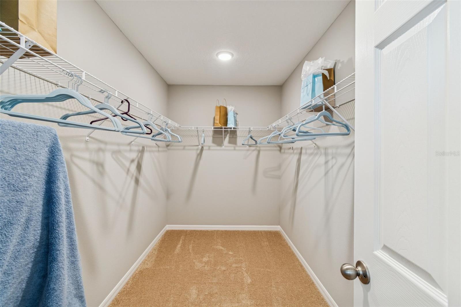 Image 45 of 78 For 601 Ambleside Drive