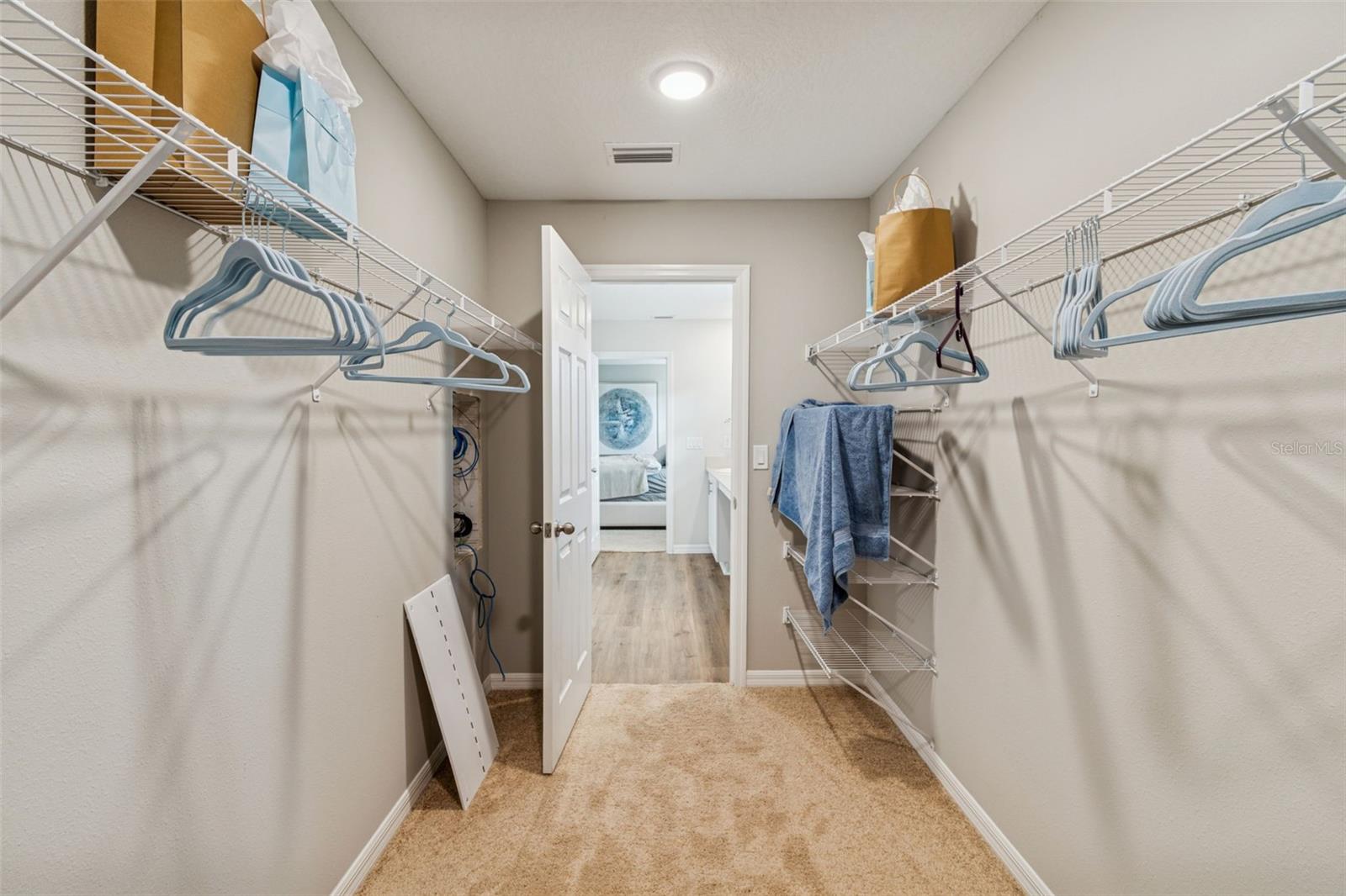 Image 46 of 78 For 601 Ambleside Drive