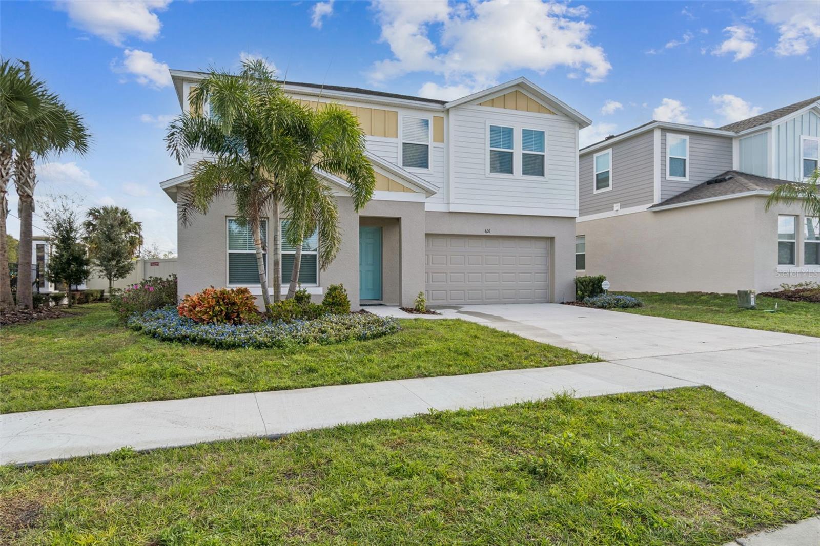 Image 5 of 78 For 601 Ambleside Drive