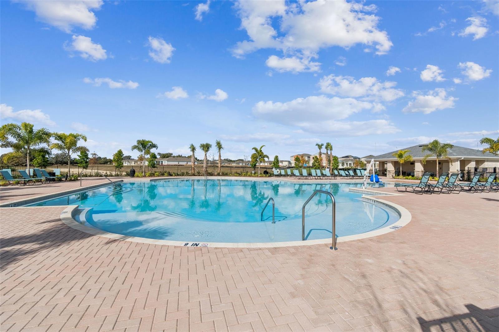 Image 54 of 78 For 601 Ambleside Drive