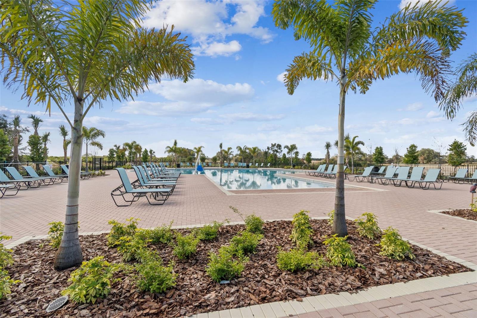 Image 57 of 78 For 601 Ambleside Drive