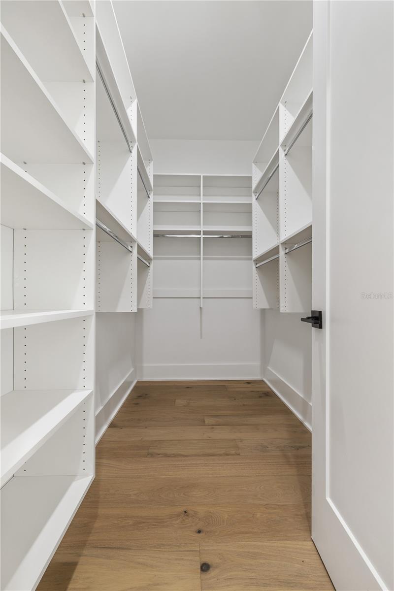 Image 26 of 52 For 531 Danube Avenue