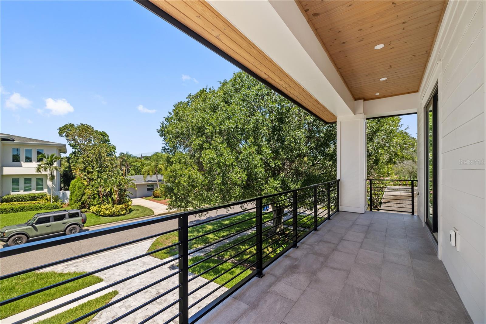 Image 27 of 52 For 531 Danube Avenue