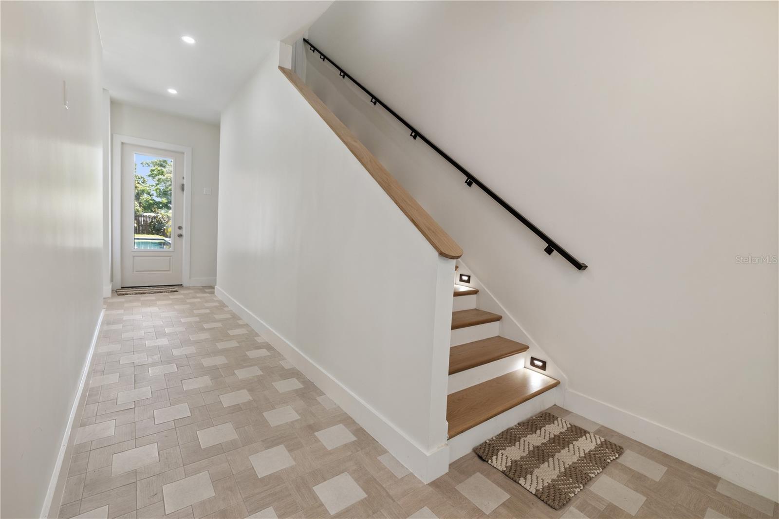 Image 44 of 52 For 531 Danube Avenue