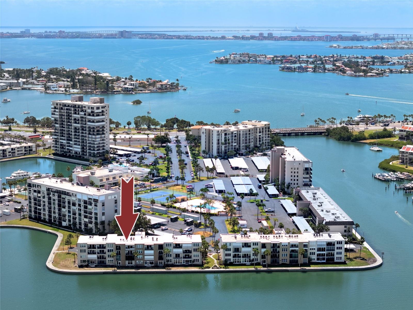 Image 3 of 23 For 7910 Sun Island Drive S 203