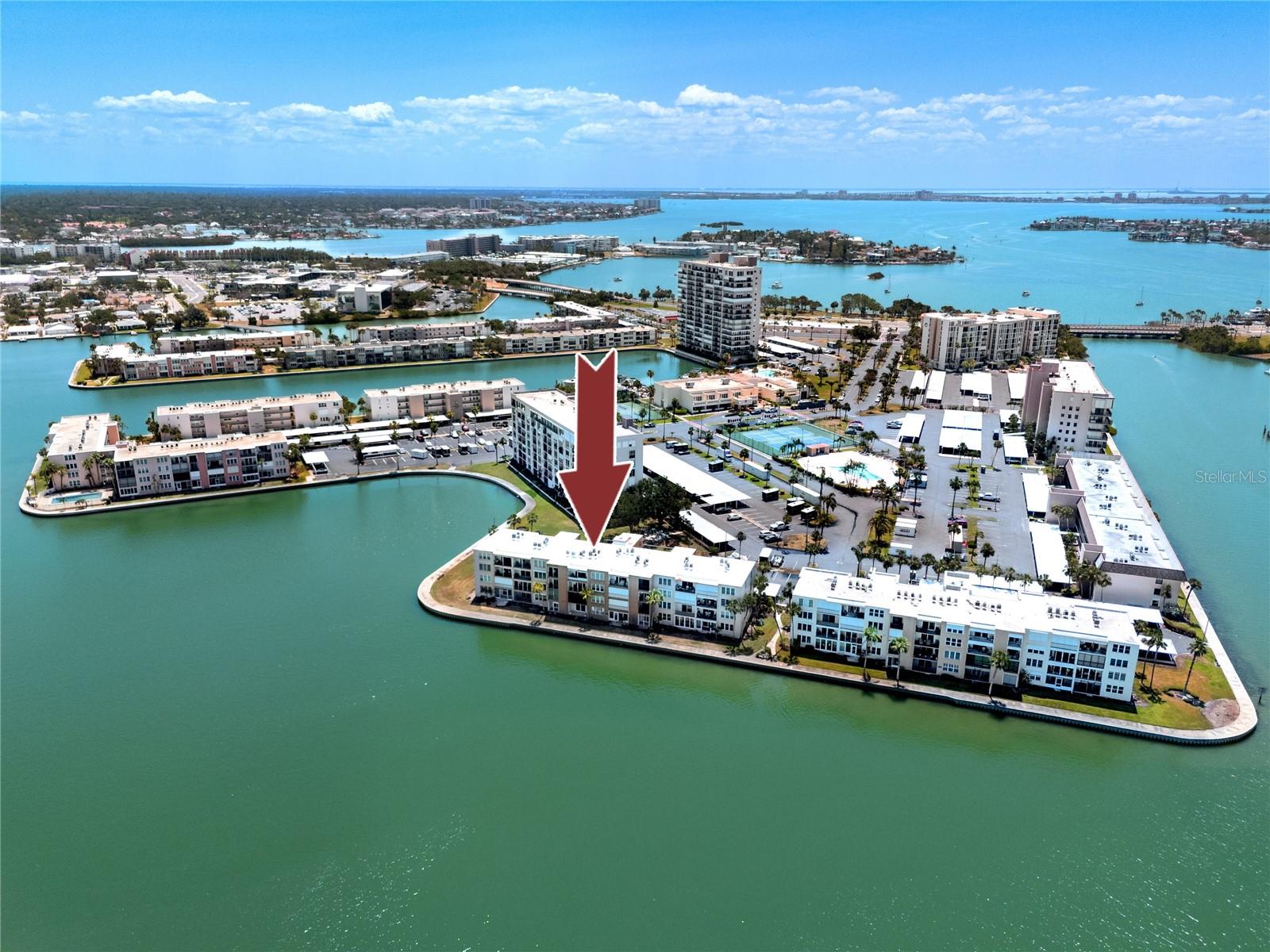 Image 4 of 23 For 7910 Sun Island Drive S 203