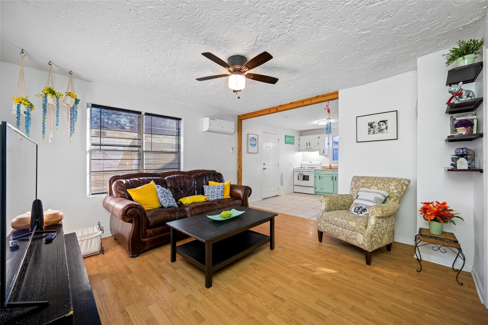 Image 13 of 30 For 1918 Macomber Avenue