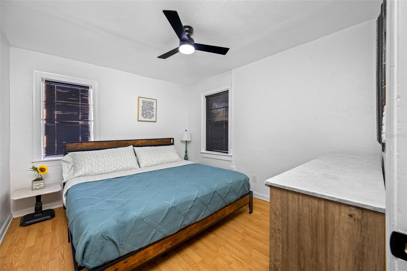 Image 21 of 30 For 1918 Macomber Avenue