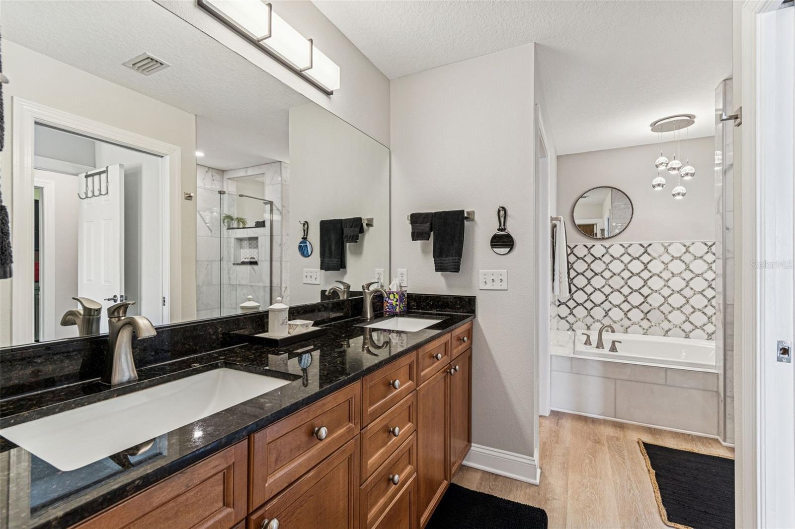 Image 28 of 46 For 255 Valencia Circle