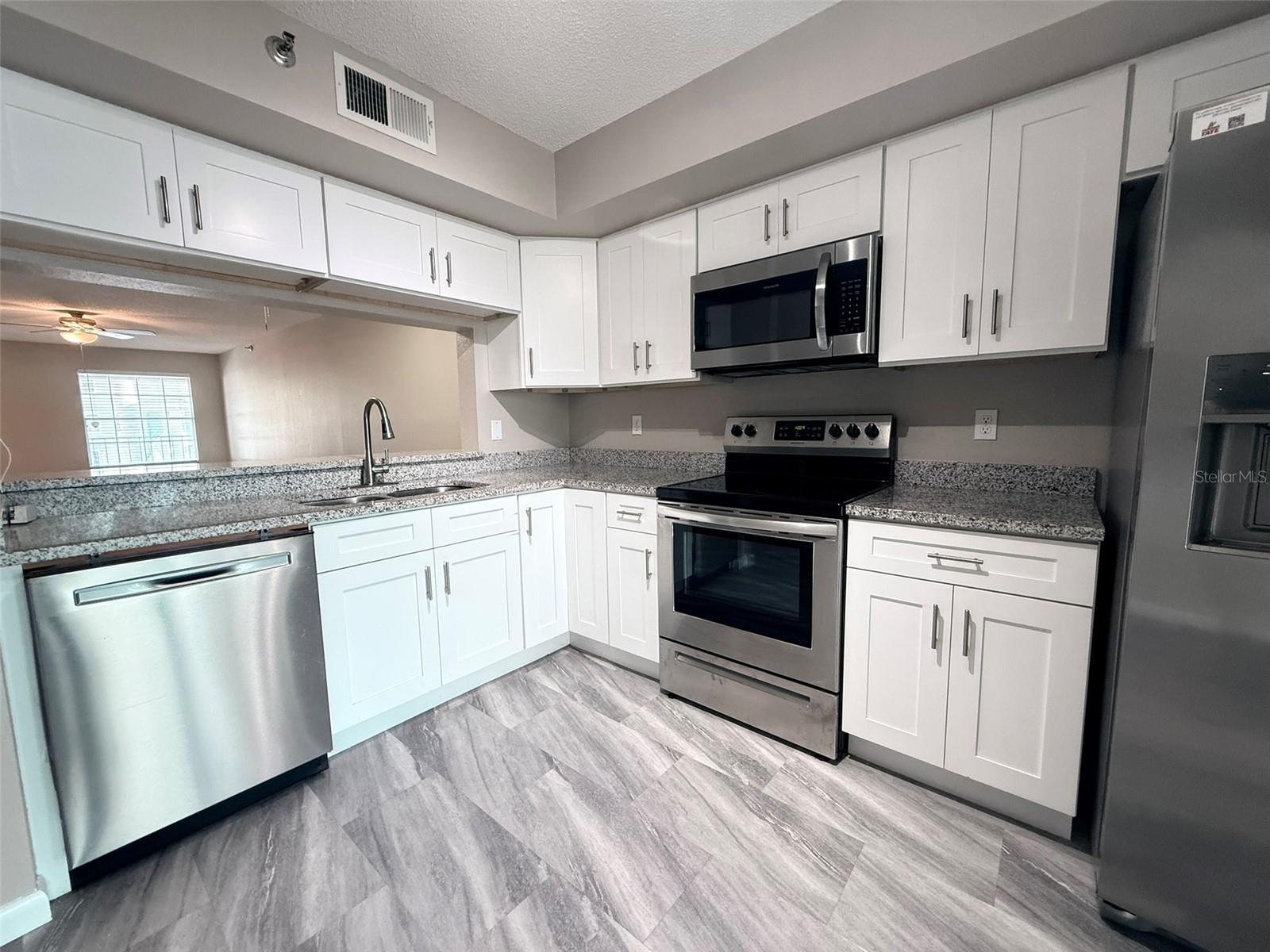 Image 12 of 28 For 7218 Bank Drive 205