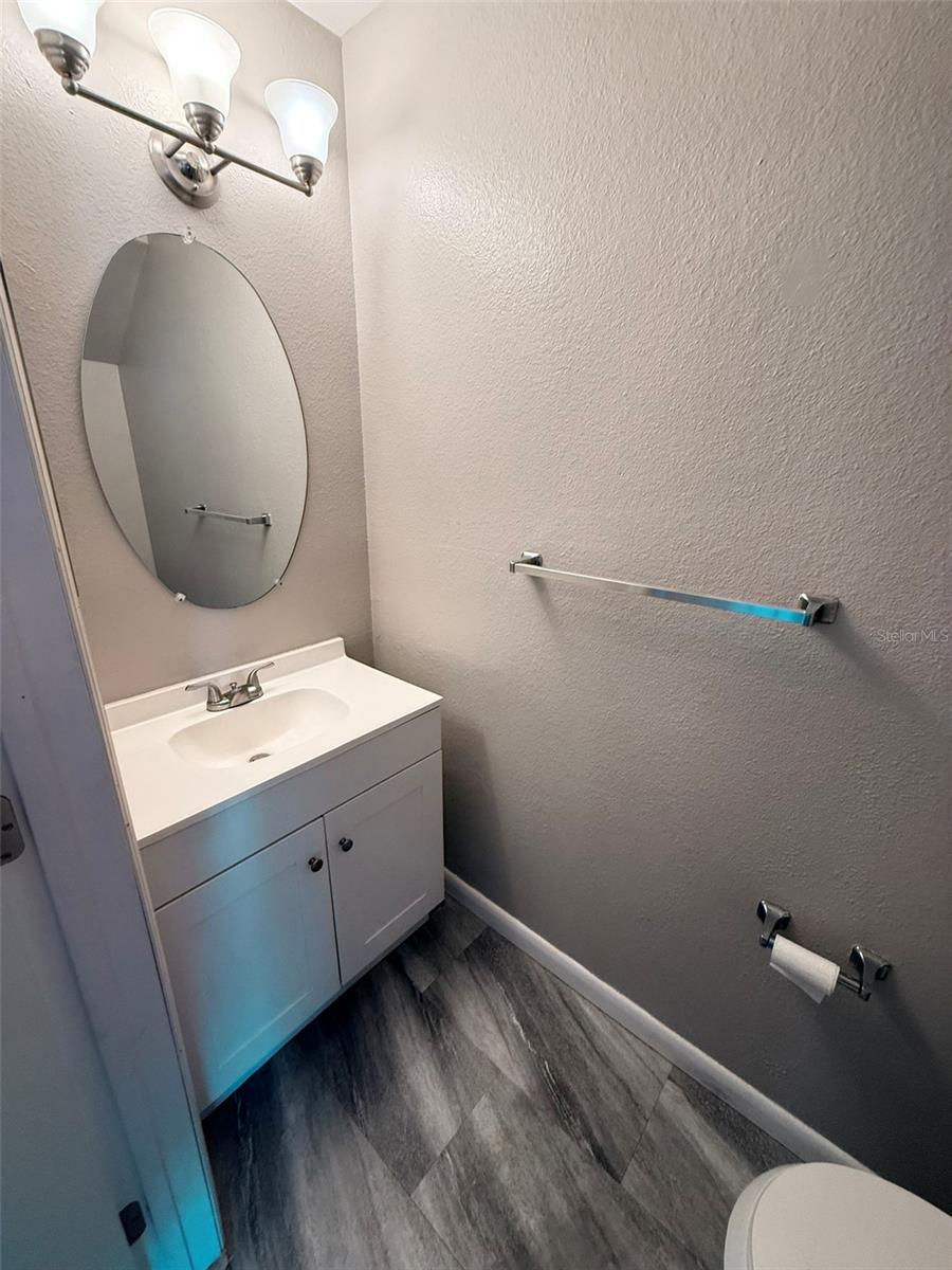 Image 16 of 28 For 7218 Bank Drive 205