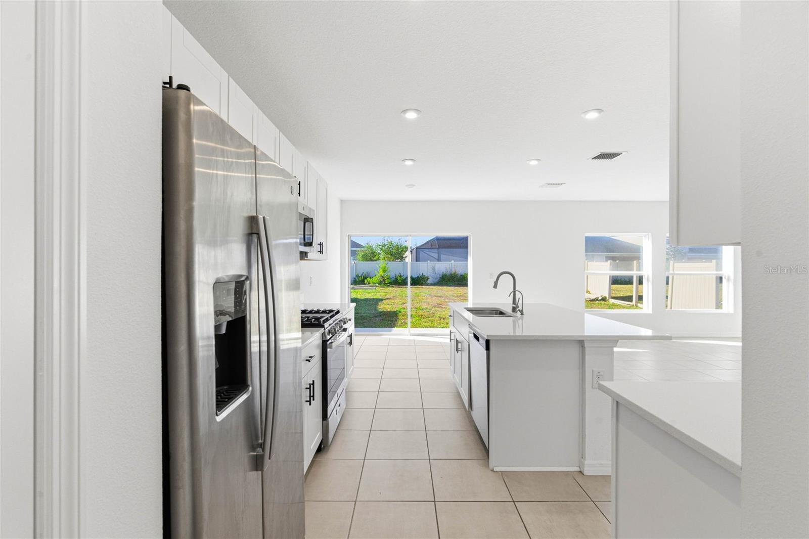 Image 12 of 38 For 5905 Laurelcrest Glen