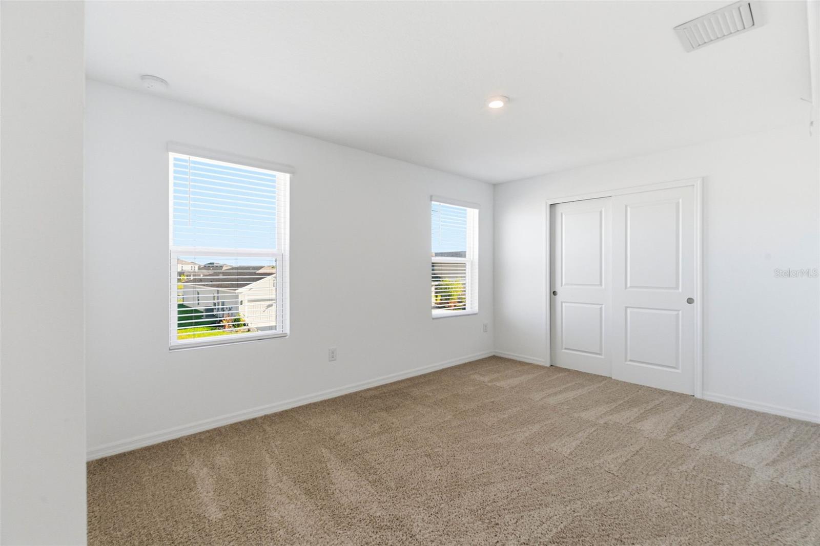 Image 24 of 38 For 5905 Laurelcrest Glen