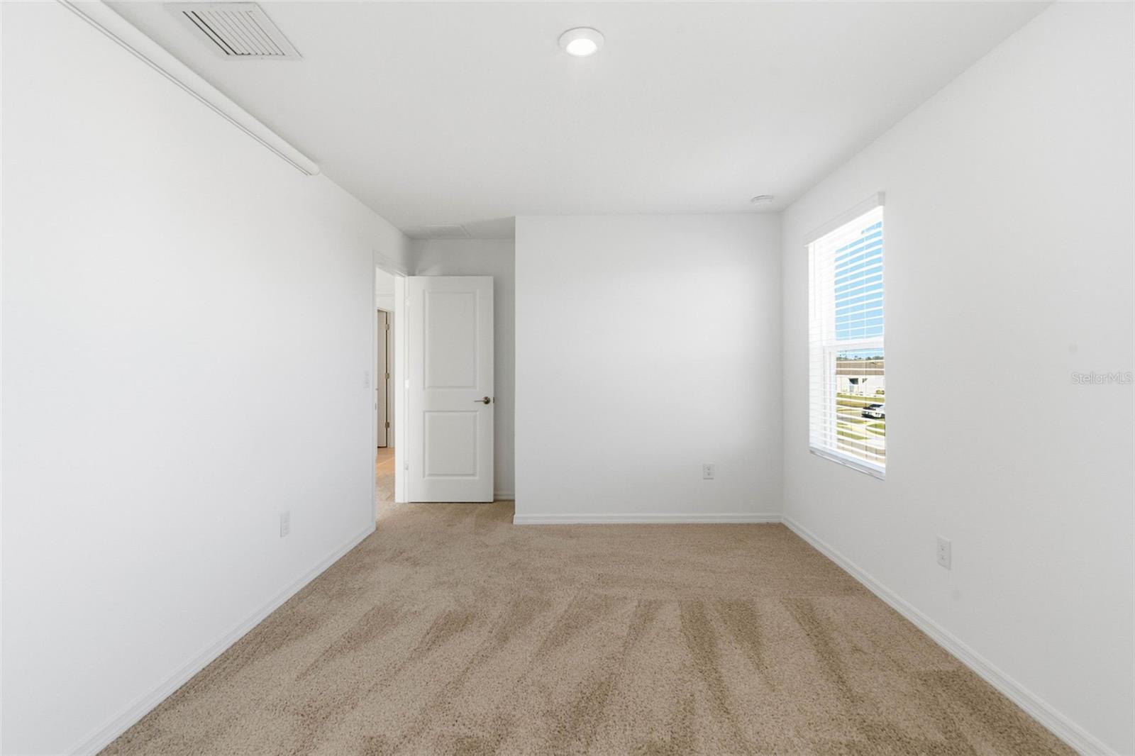 Image 25 of 38 For 5905 Laurelcrest Glen