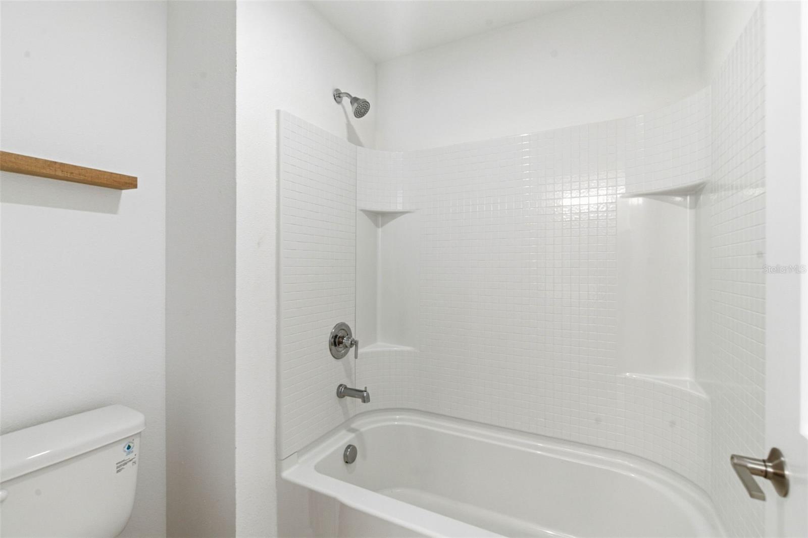 Image 28 of 38 For 5905 Laurelcrest Glen