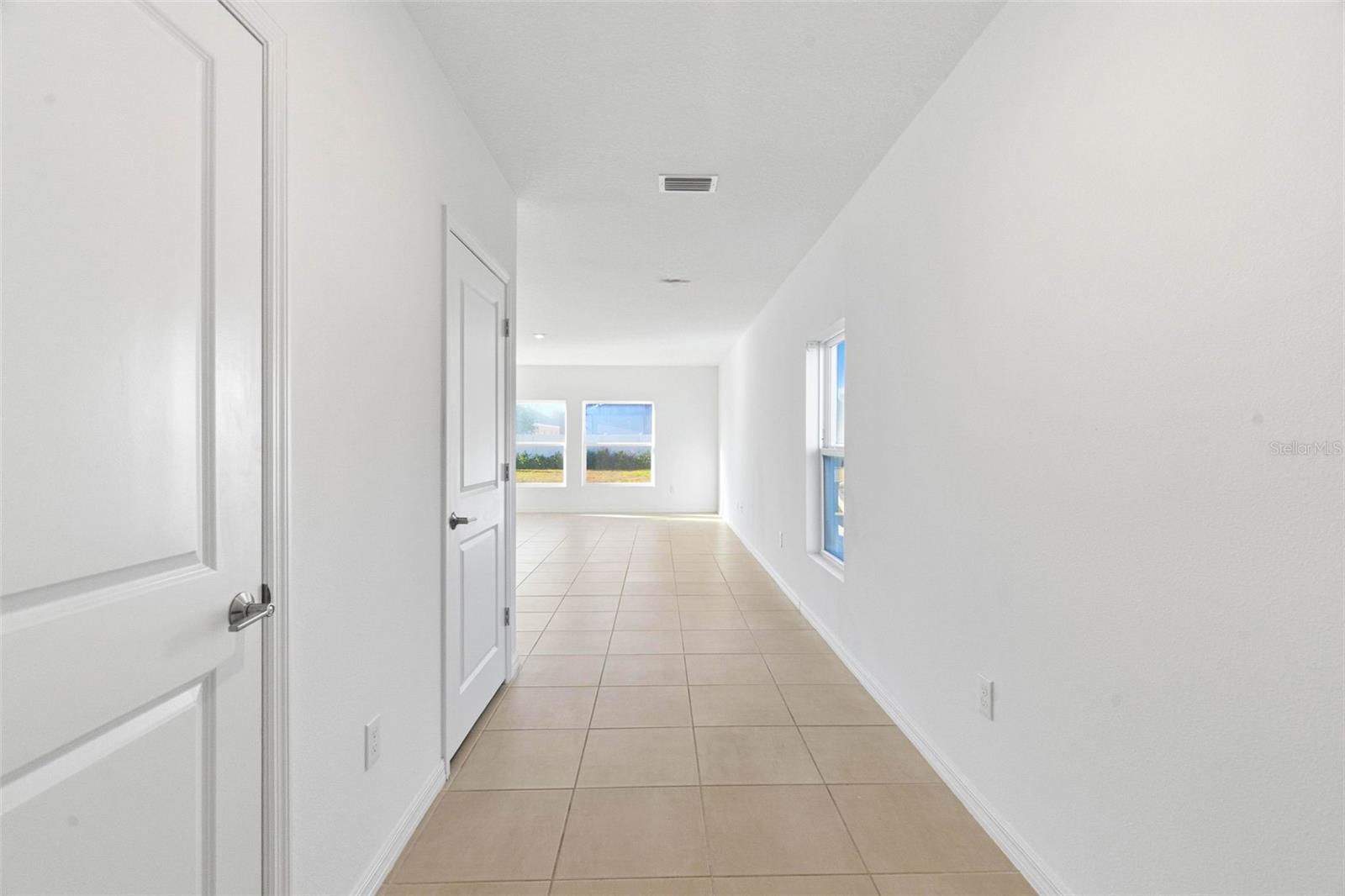 Image 7 of 38 For 5905 Laurelcrest Glen