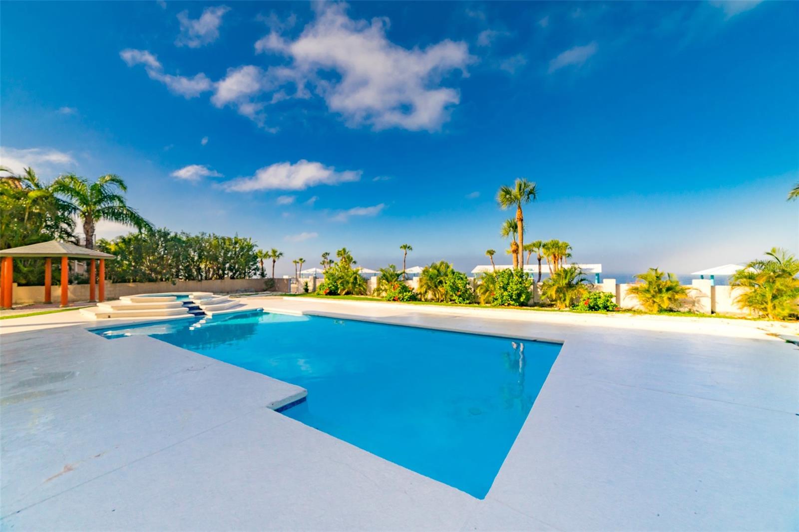 Image 34 of 100 For 5521 Westshore Drive