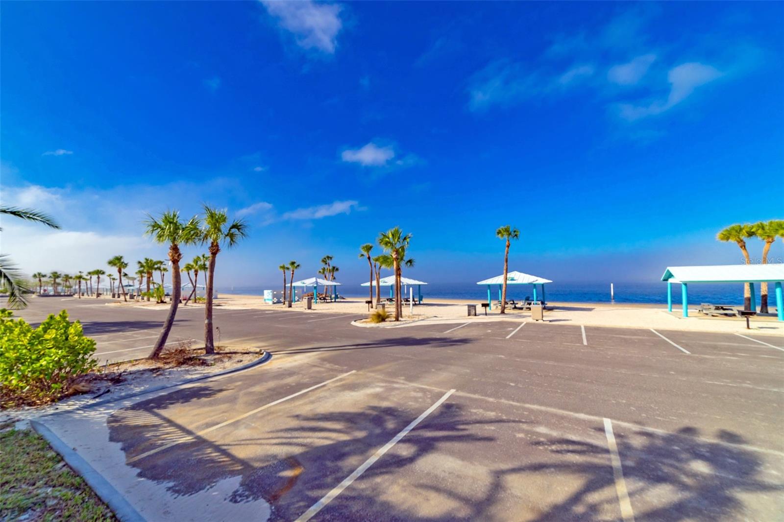 Image 37 of 100 For 5521 Westshore Drive