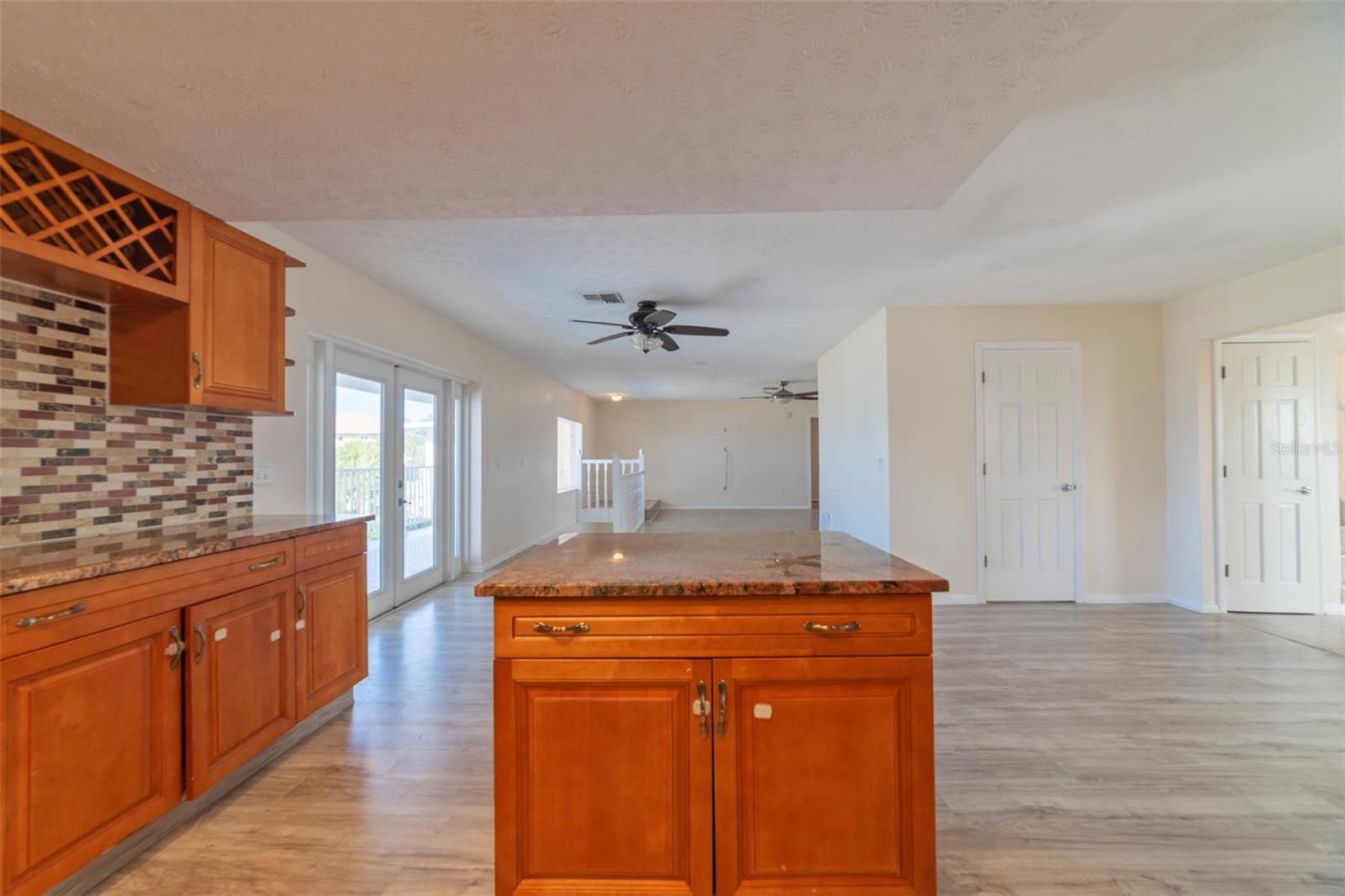 Image 47 of 100 For 5521 Westshore Drive