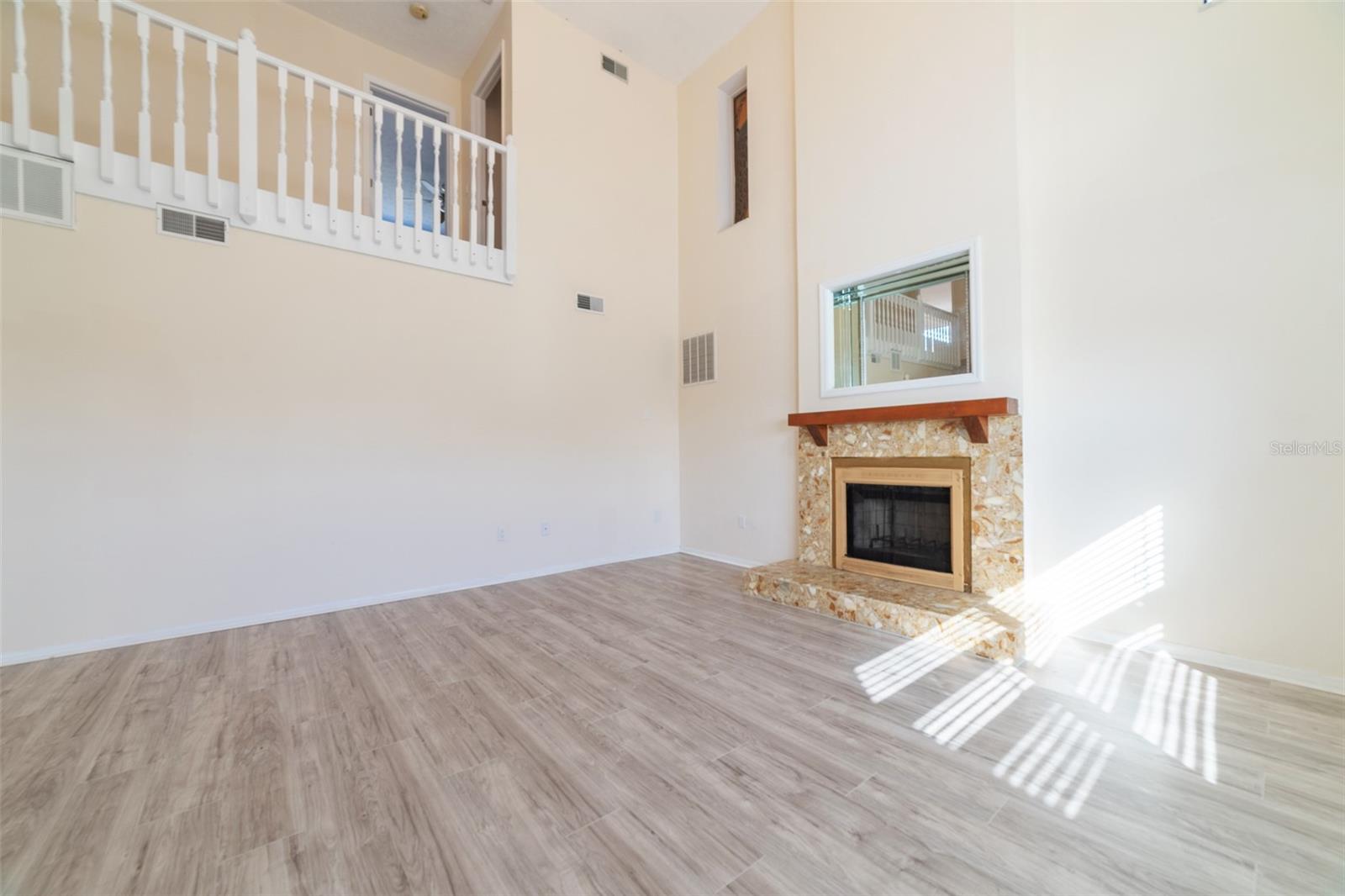 Image 63 of 100 For 5521 Westshore Drive