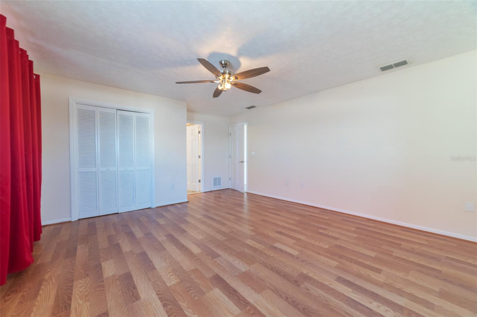 Image 67 of 100 For 5521 Westshore Drive