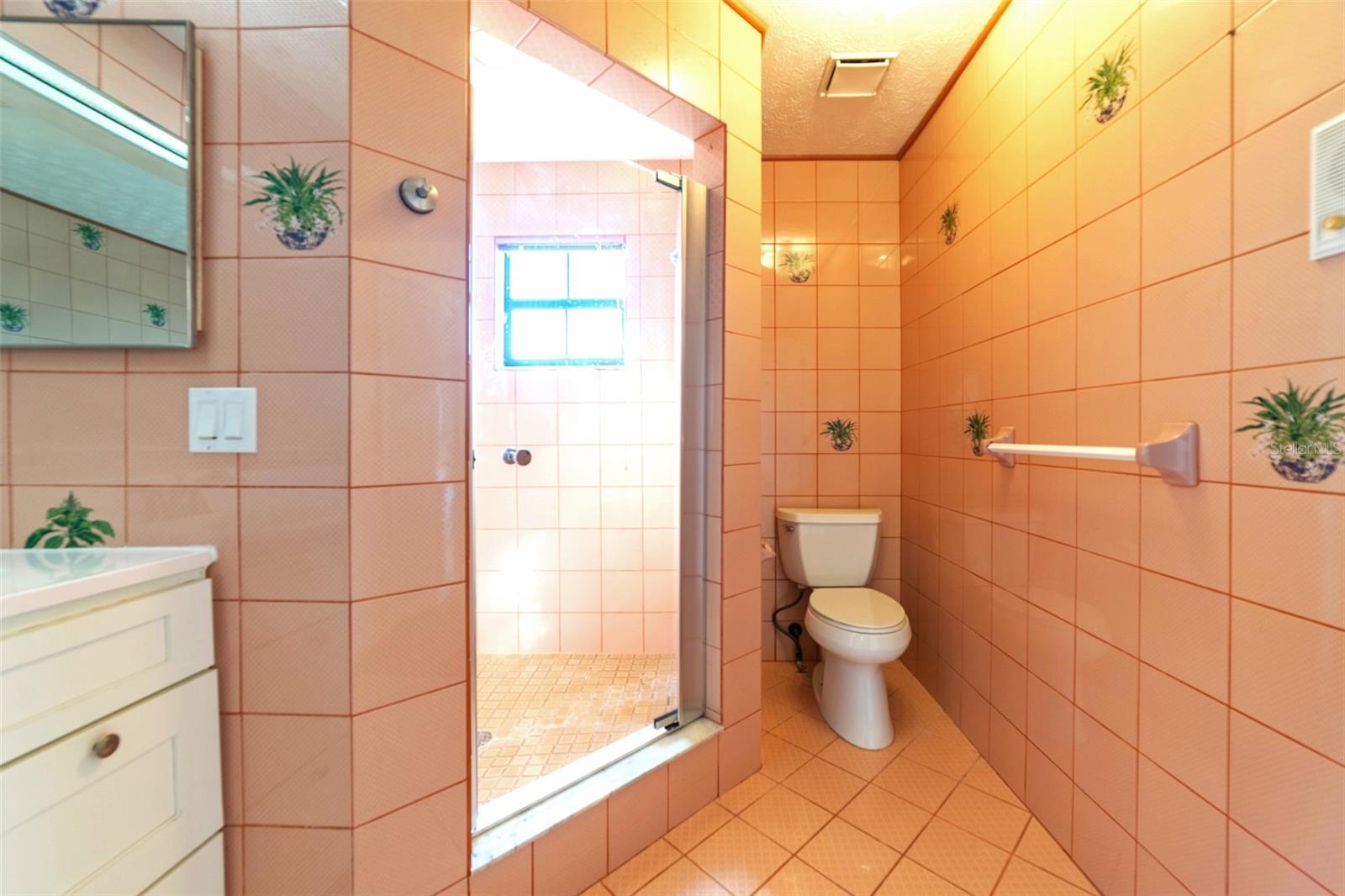 Image 79 of 100 For 5521 Westshore Drive