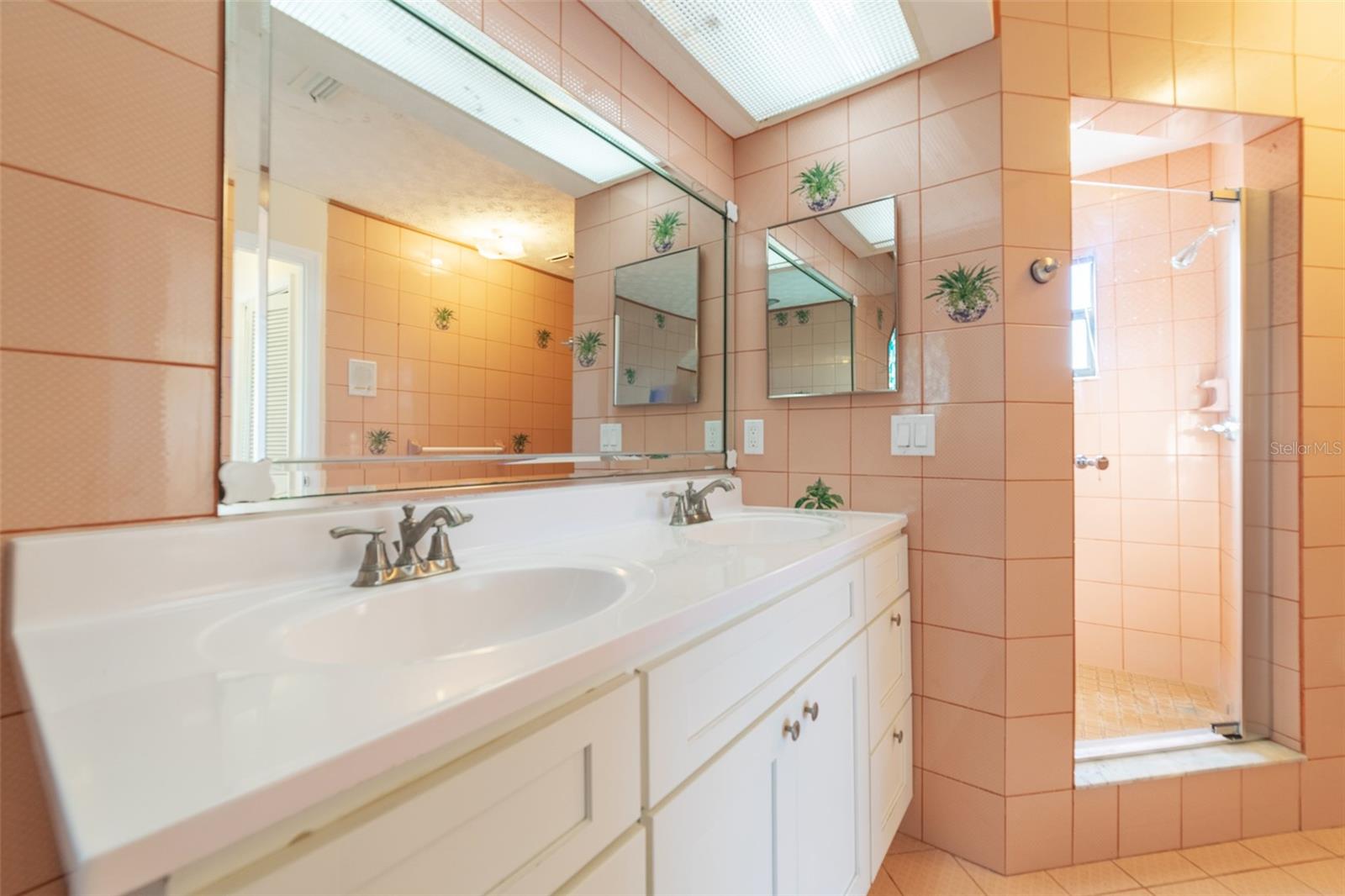 Image 80 of 100 For 5521 Westshore Drive