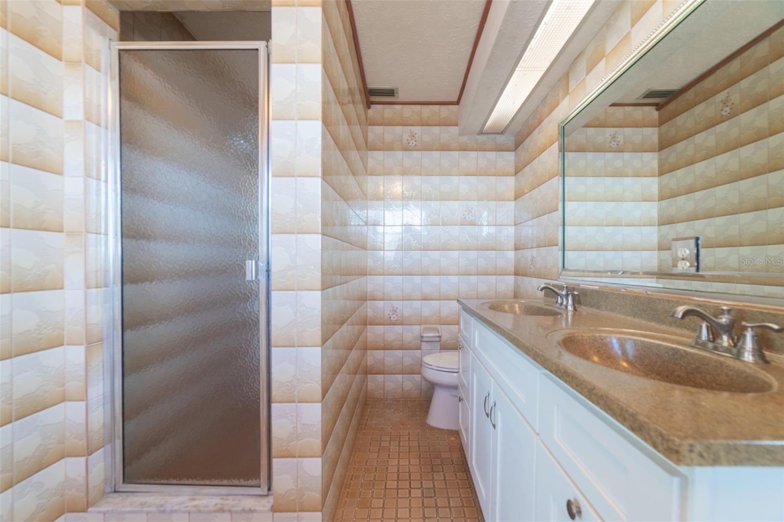 Image 98 of 100 For 5521 Westshore Drive