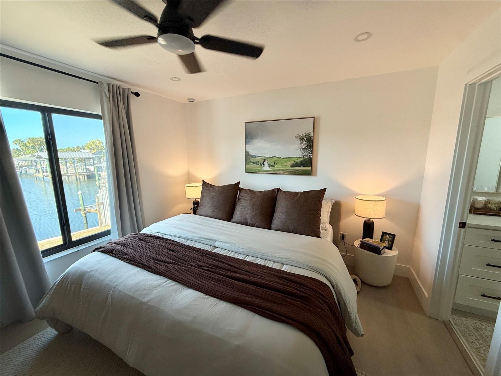 Image 15 of 39 For 6510 Abaco Drive