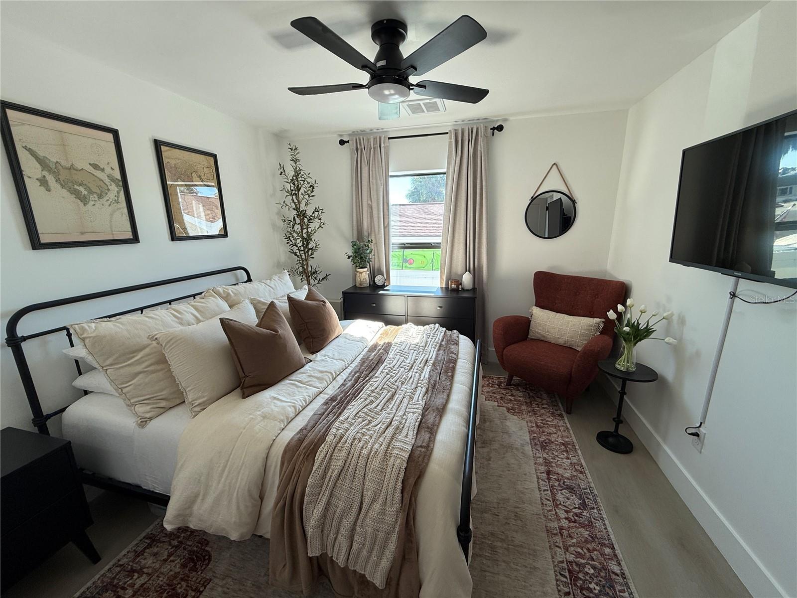 Image 28 of 39 For 6510 Abaco Drive