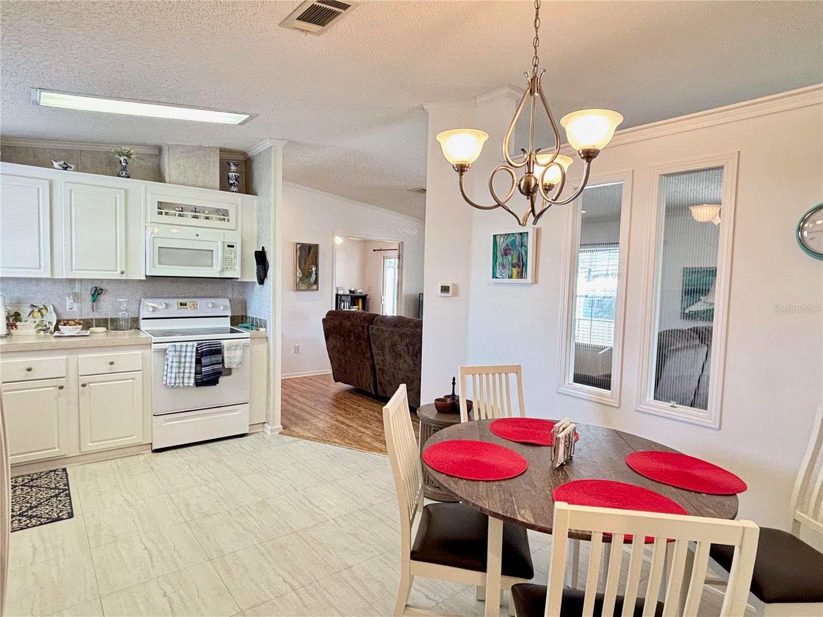 Image 13 of 29 For 6727 Mt Pleasant Road Ne 53
