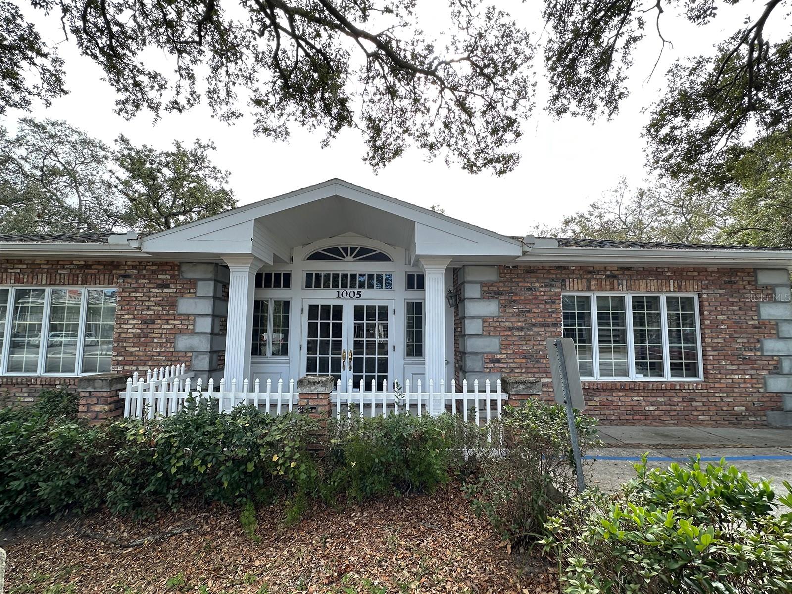 Image 2 of 26 For 1005 Pinellas Street