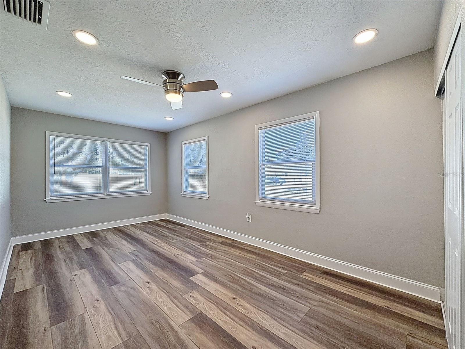 Image 20 of 59 For 9161 Royal Palm Avenue