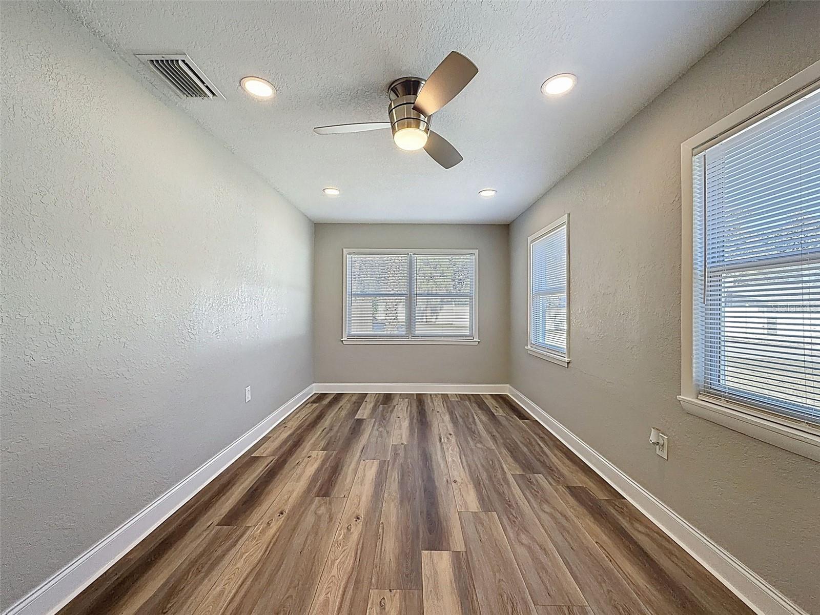 Image 21 of 59 For 9161 Royal Palm Avenue