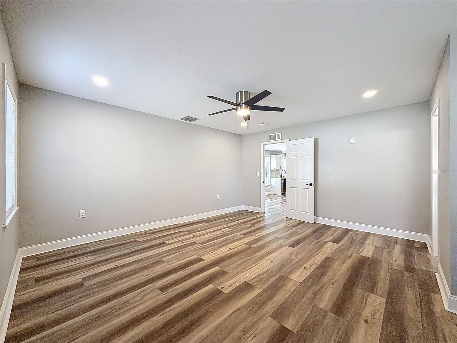 Image 26 of 59 For 9161 Royal Palm Avenue