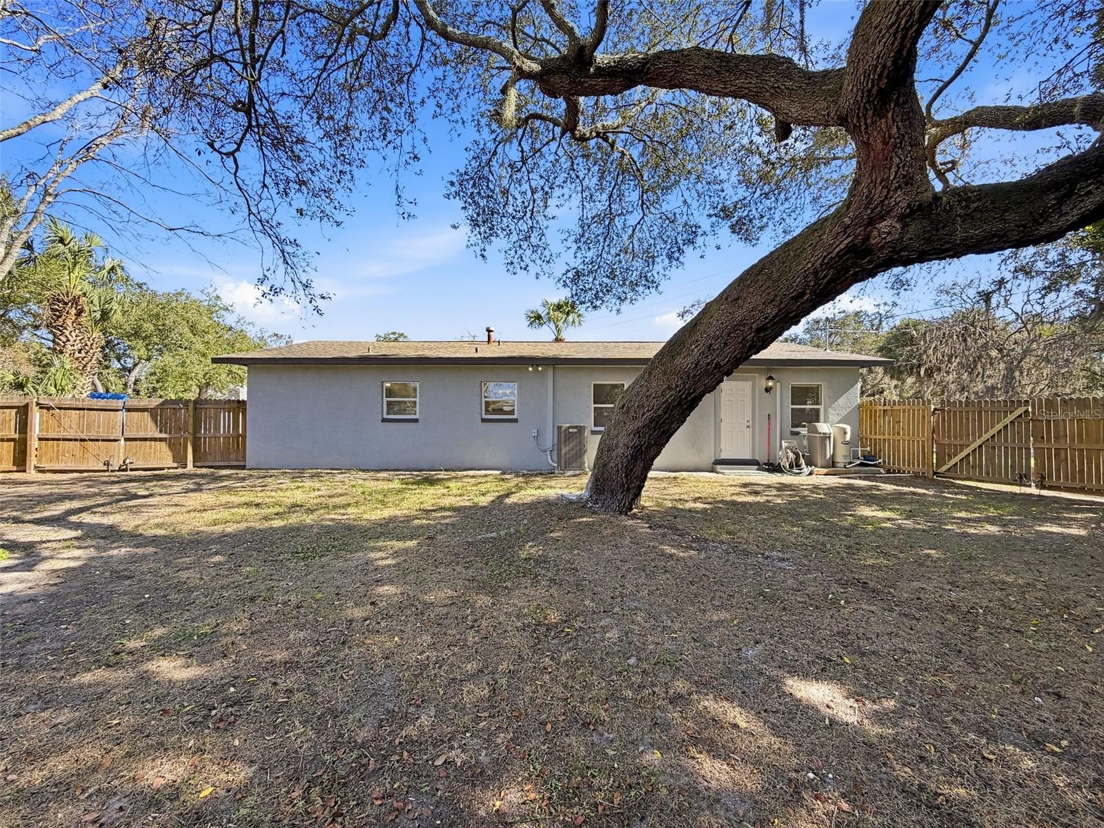 Image 47 of 59 For 9161 Royal Palm Avenue