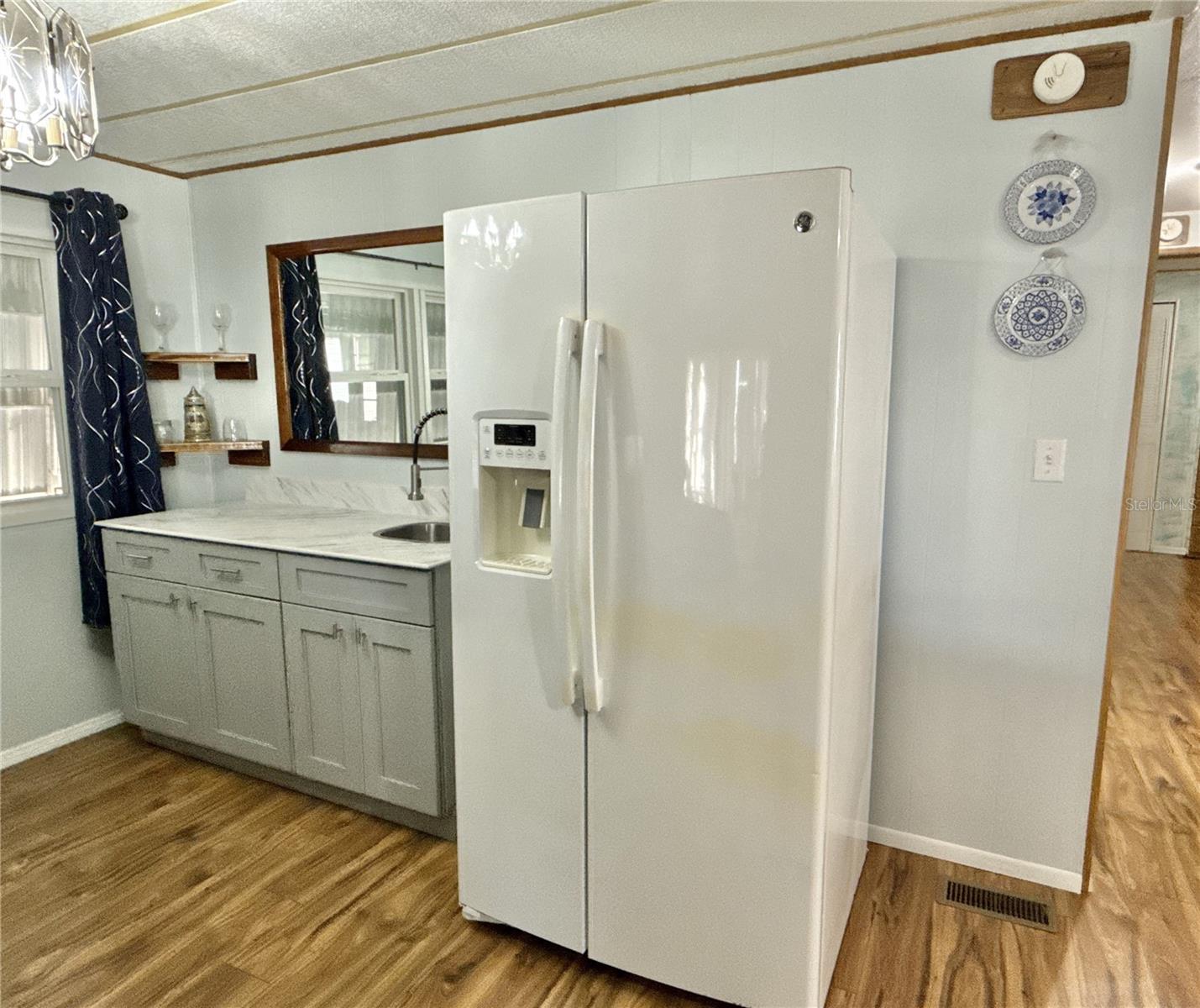 Listing photo id 4 for 7002 Mount Bristol Boulevard Ne 448