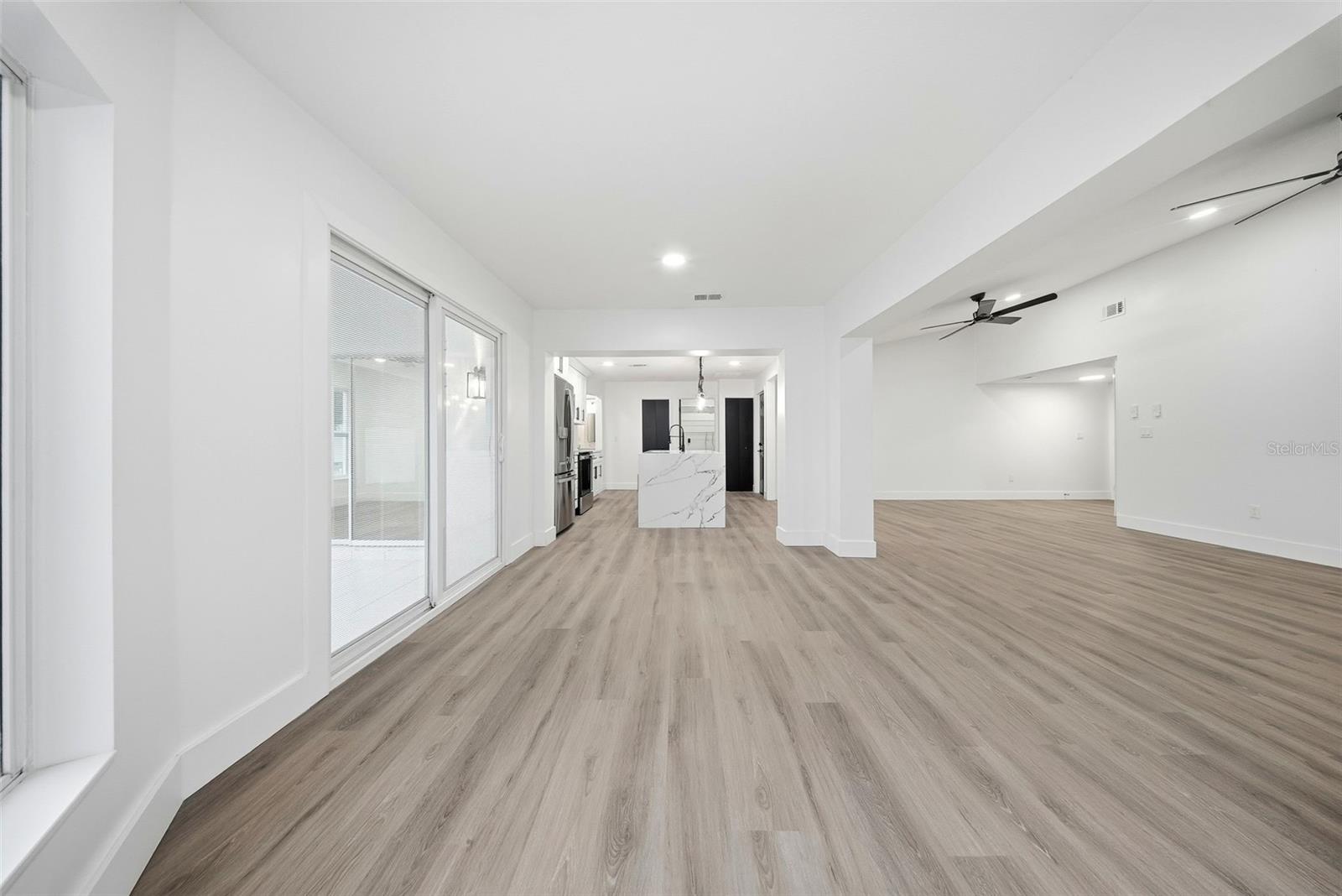 Image 15 of 56 For 2014 San Sebastian Way S