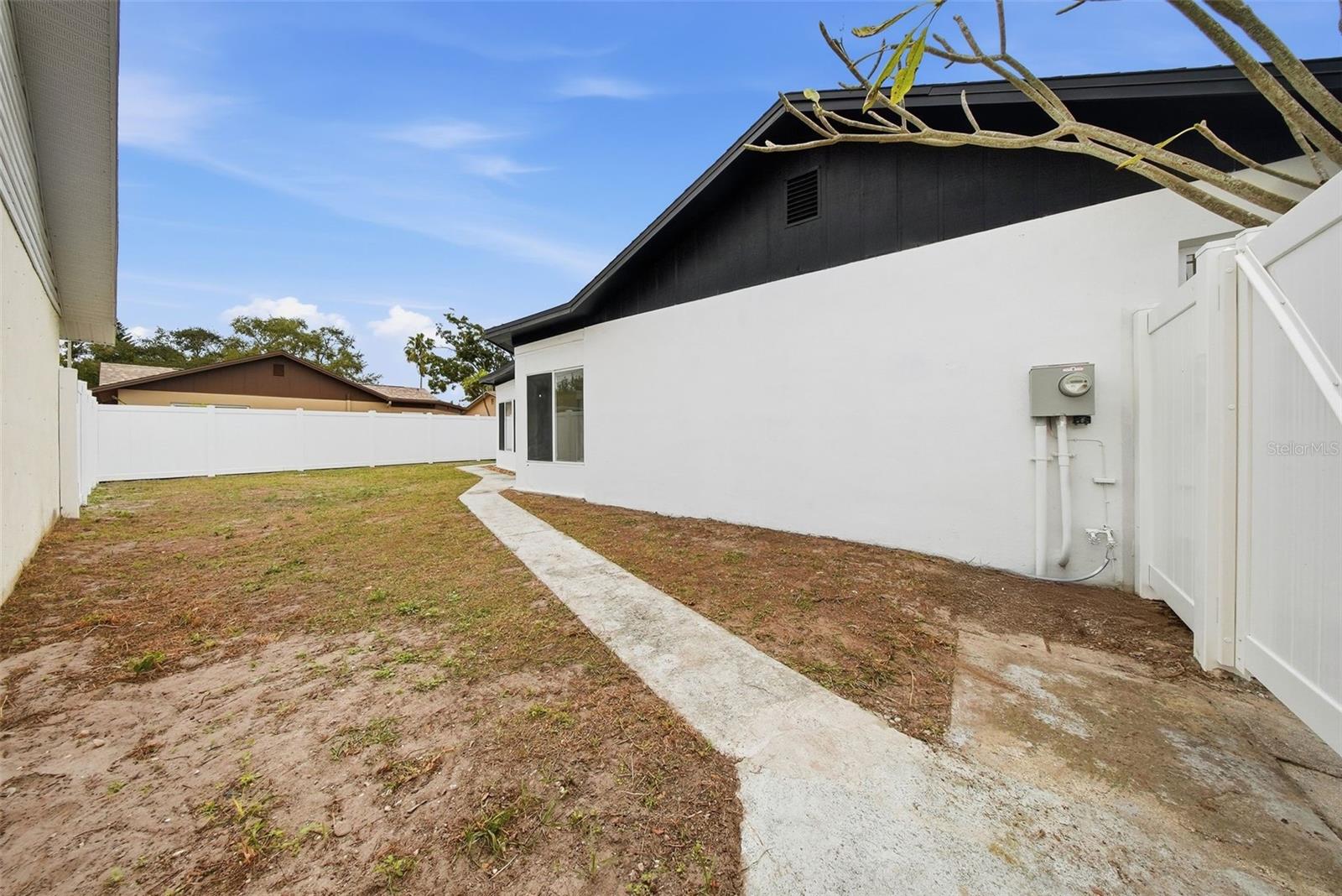 Image 39 of 56 For 2014 San Sebastian Way S