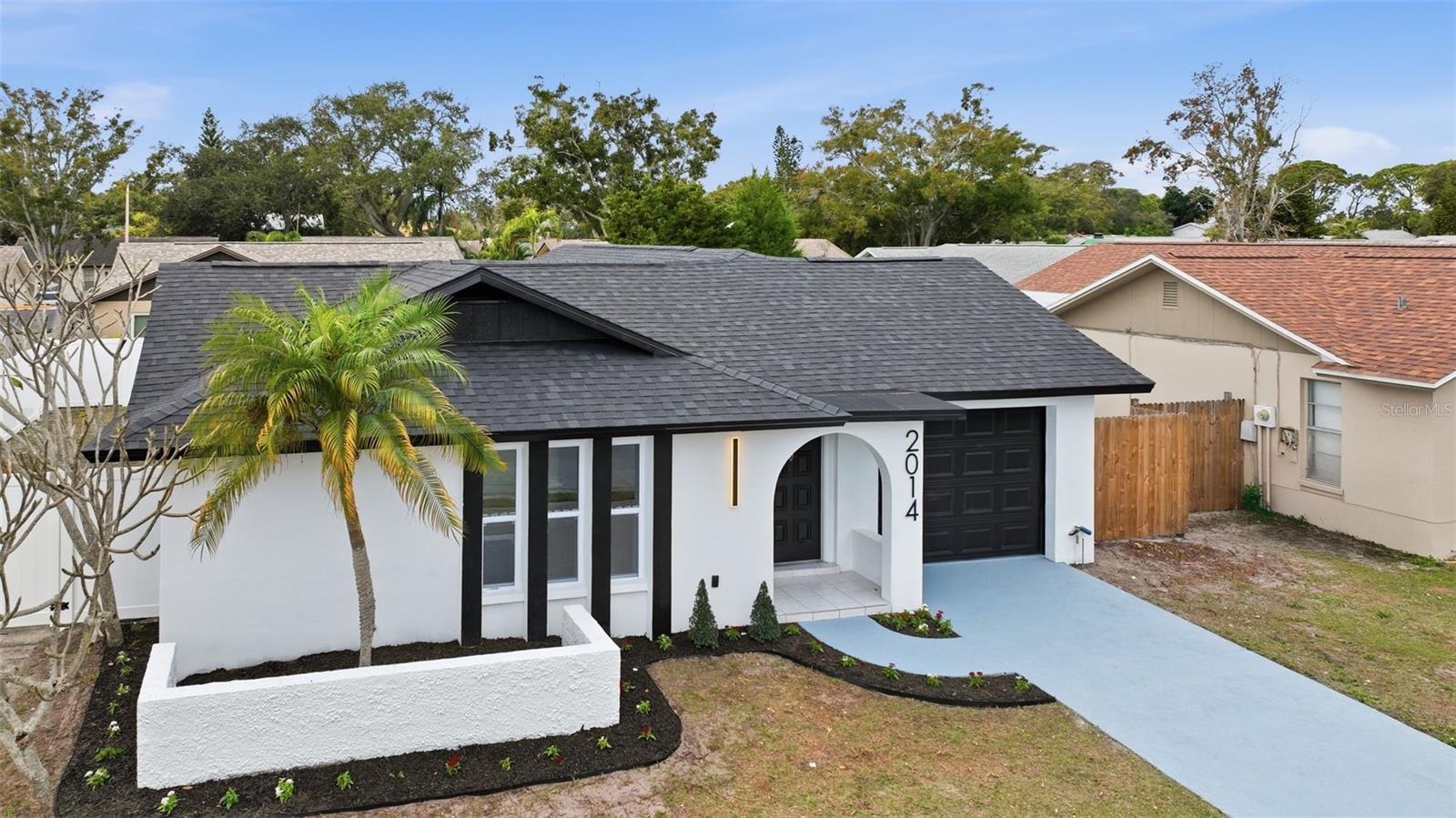 Image 4 of 56 For 2014 San Sebastian Way S