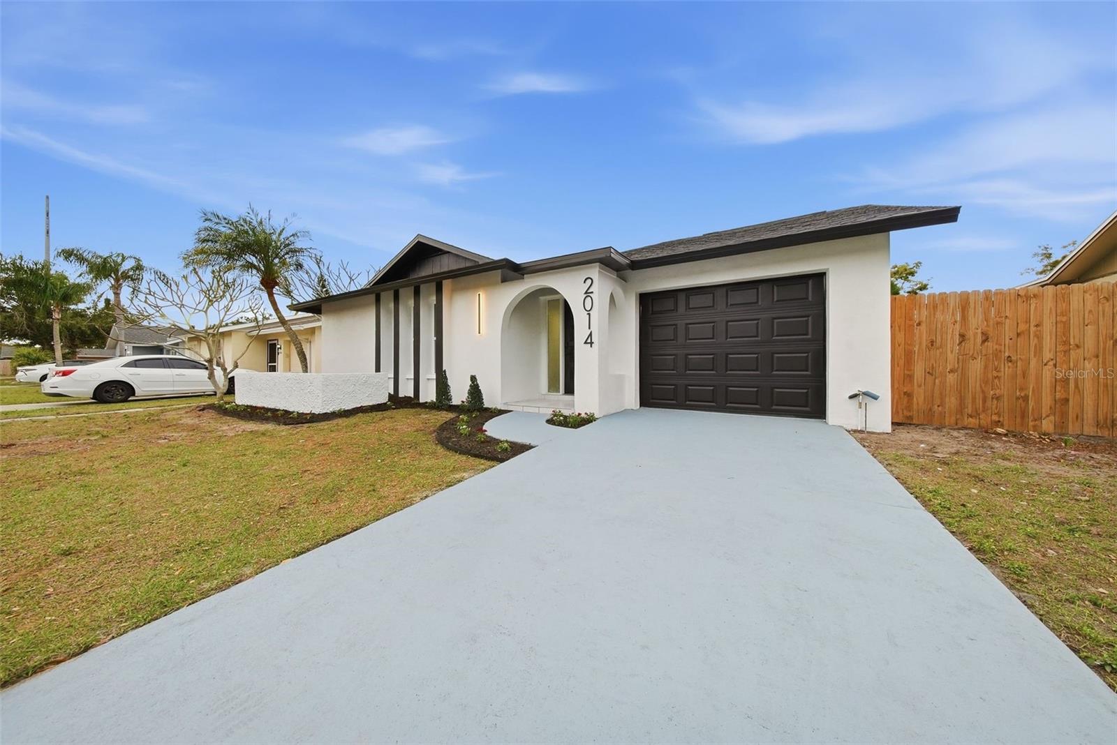 Image 8 of 56 For 2014 San Sebastian Way S