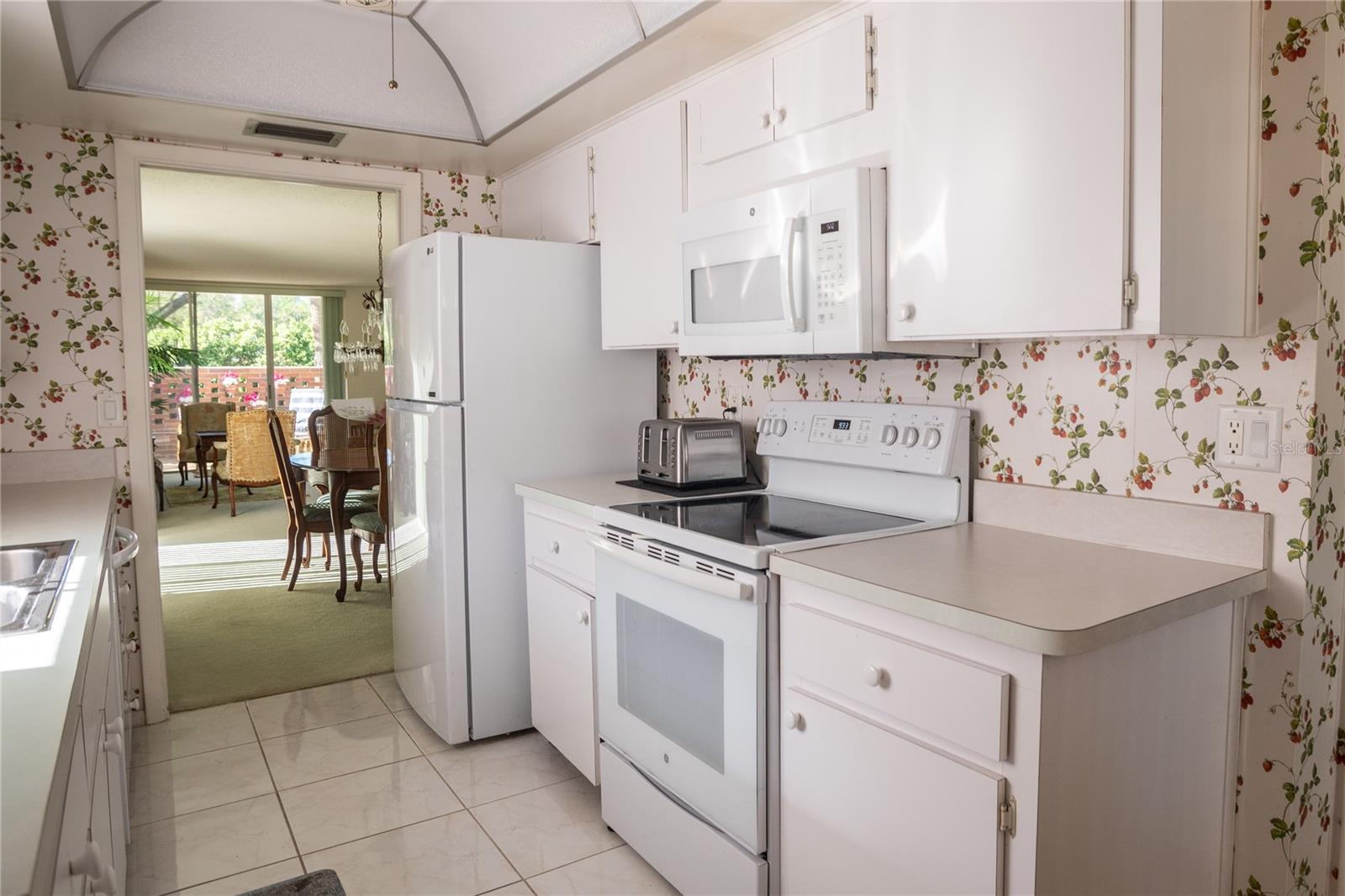 Image 5 of 27 For 2630 Pearce Drive 104