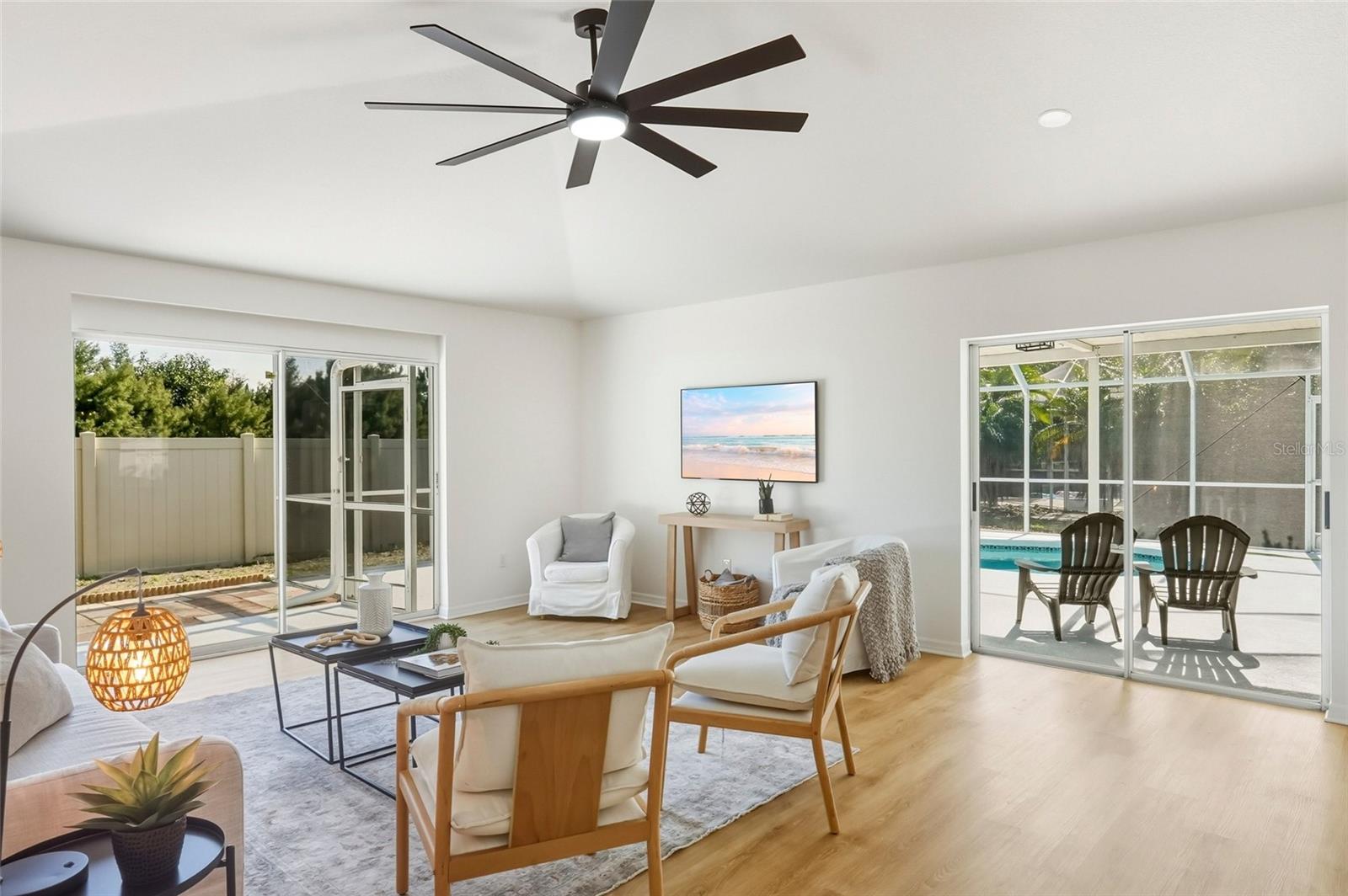 Image 15 of 36 For 19905 Wyndmill Circle