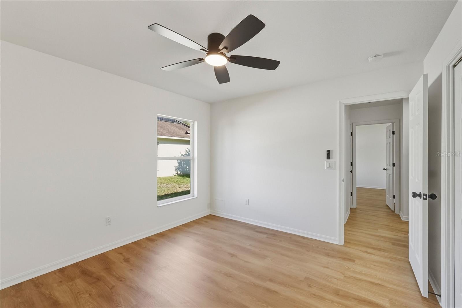 Image 20 of 36 For 19905 Wyndmill Circle