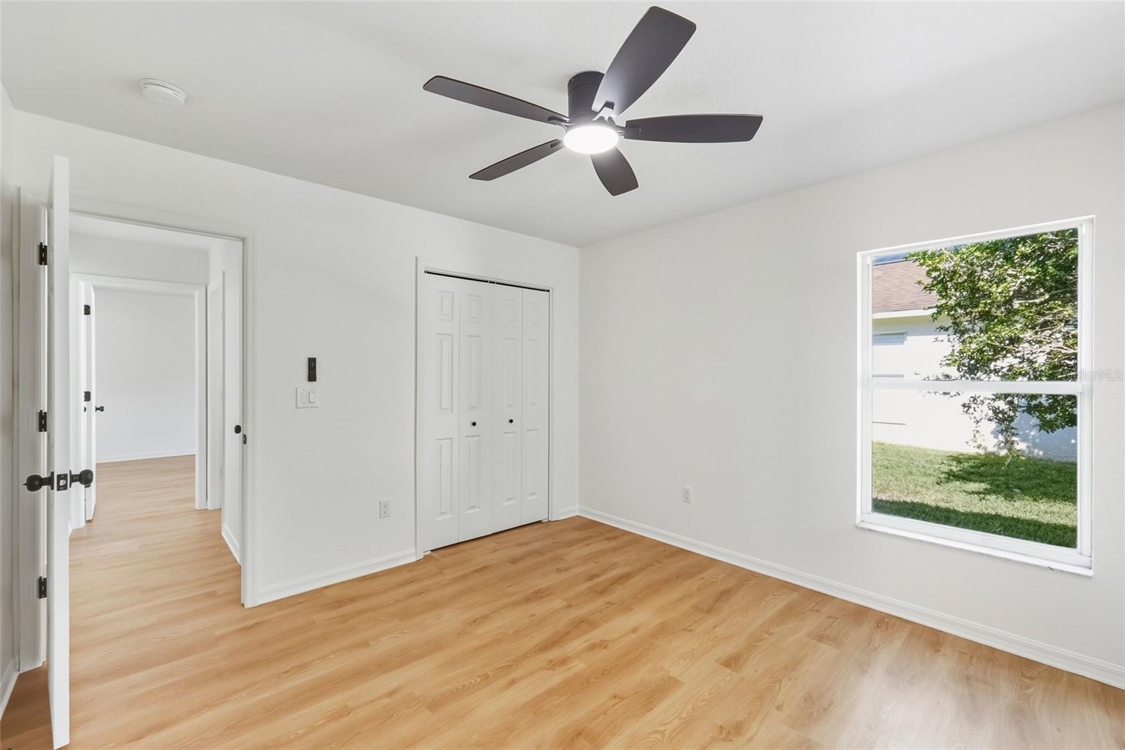 Image 23 of 36 For 19905 Wyndmill Circle