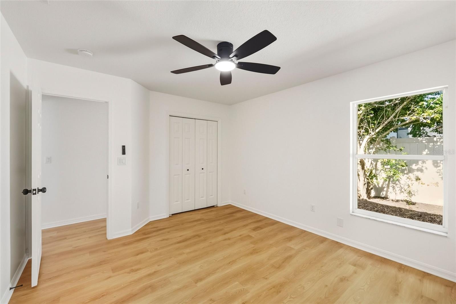 Image 27 of 36 For 19905 Wyndmill Circle