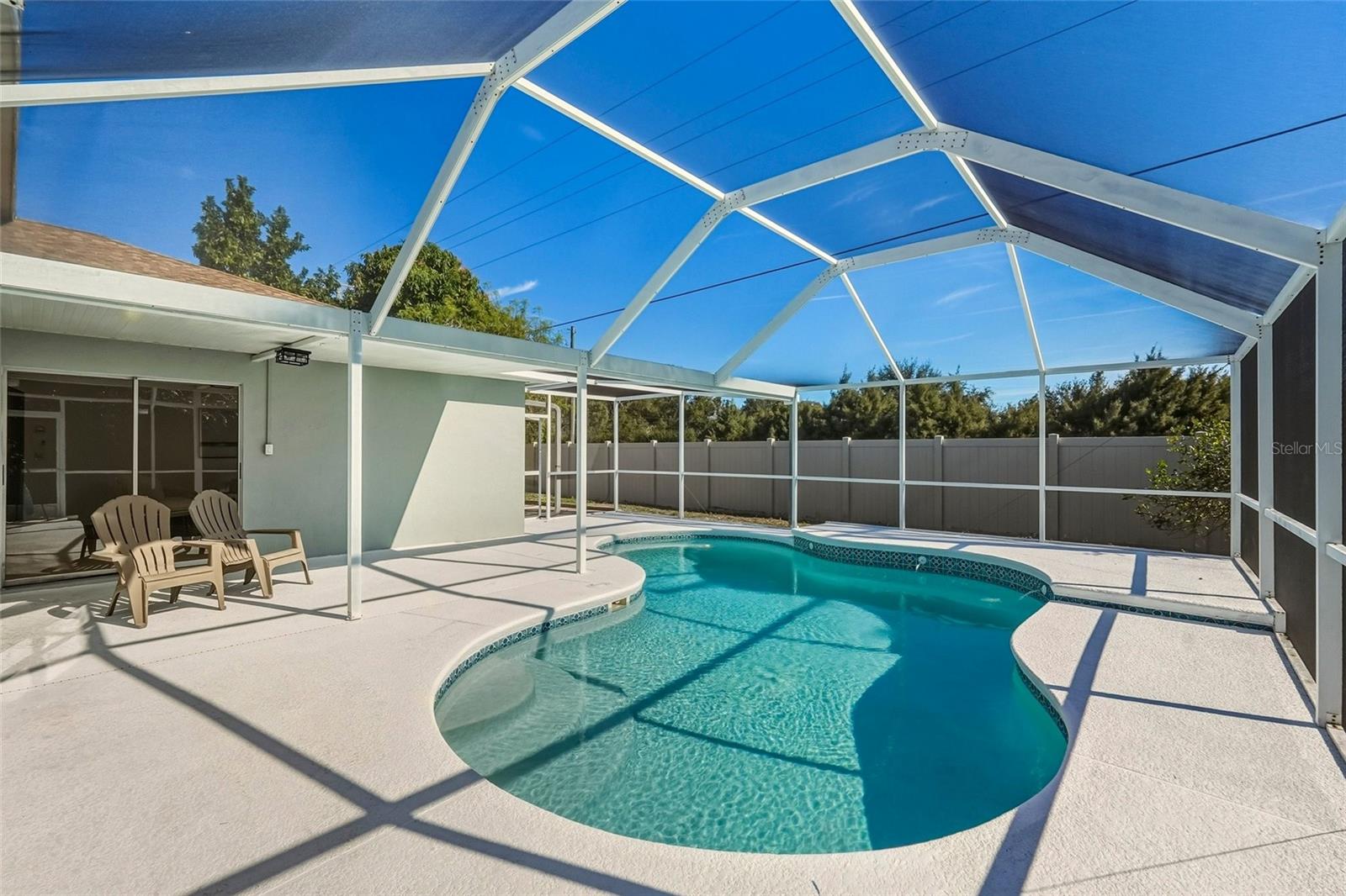 Image 28 of 36 For 19905 Wyndmill Circle