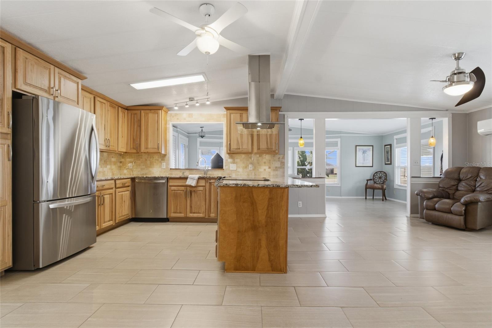 Image 11 of 43 For 36434 Malibu Way