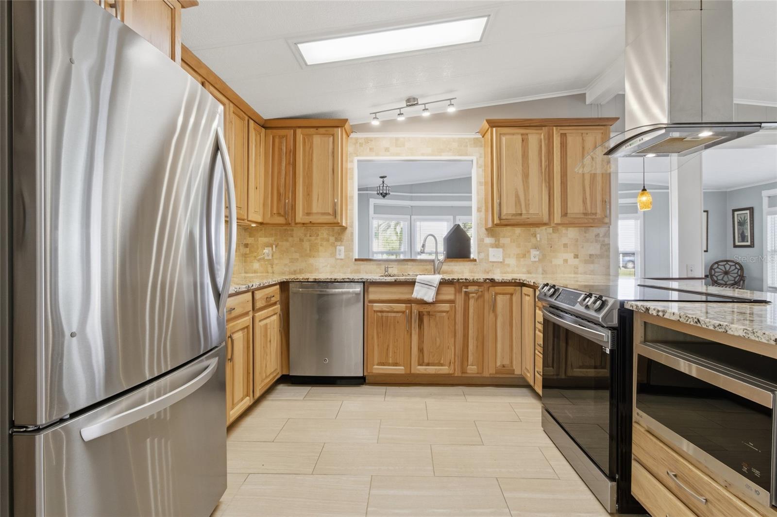 Image 14 of 43 For 36434 Malibu Way