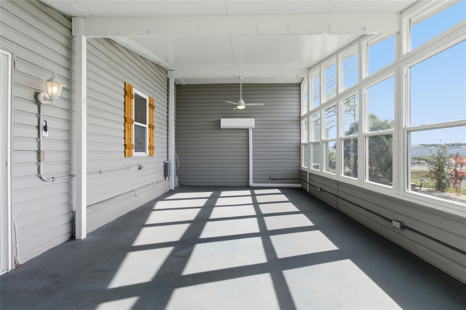 Image 30 of 43 For 36434 Malibu Way